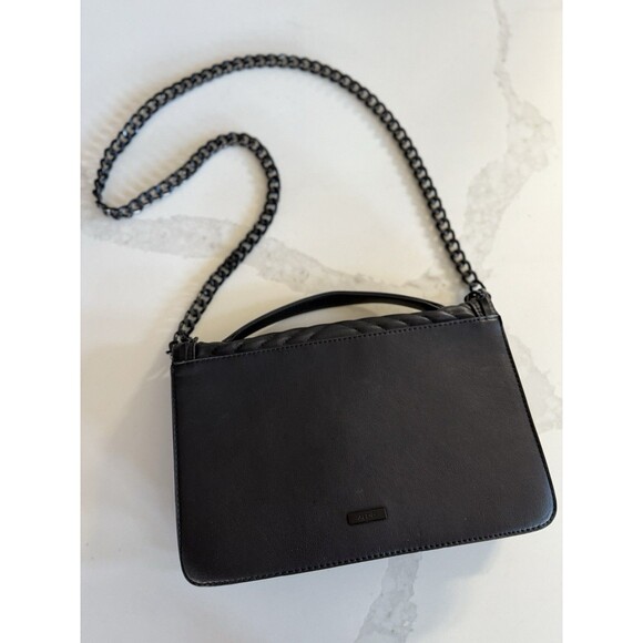 ALDO Black Greenwald Crossbody Bag Purse With Shoulder Chain Zip Pocket NICE! - Picture 5 of 8